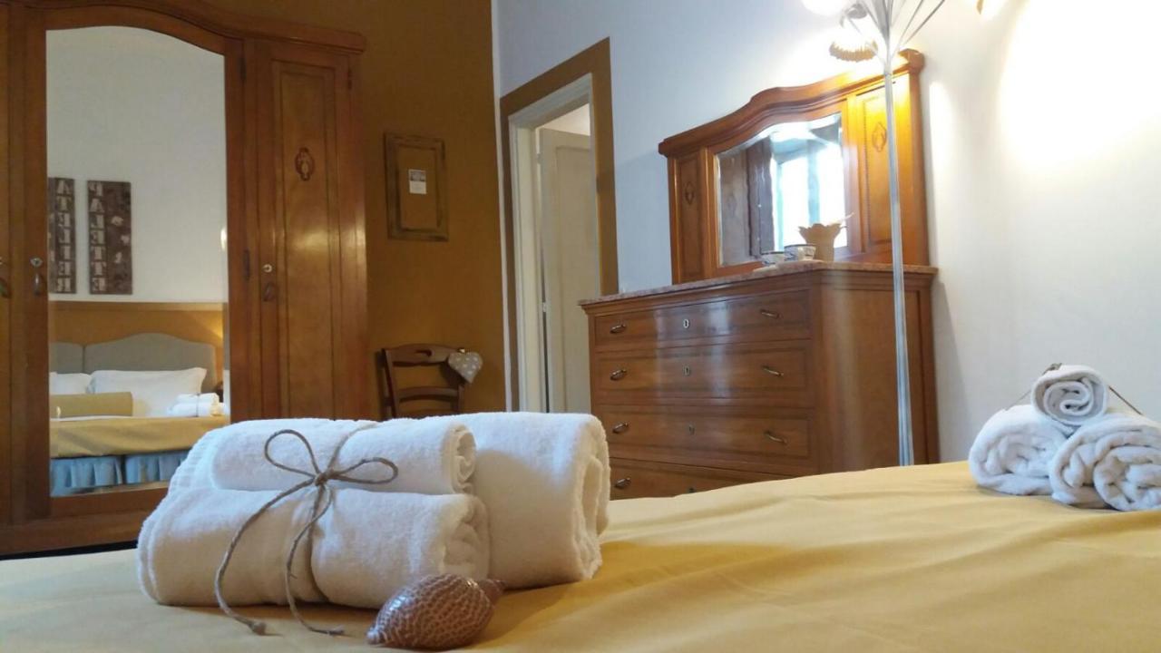 Ai Lumi Bed & Breakfast ตราปานี ภายนอก รูปภาพ