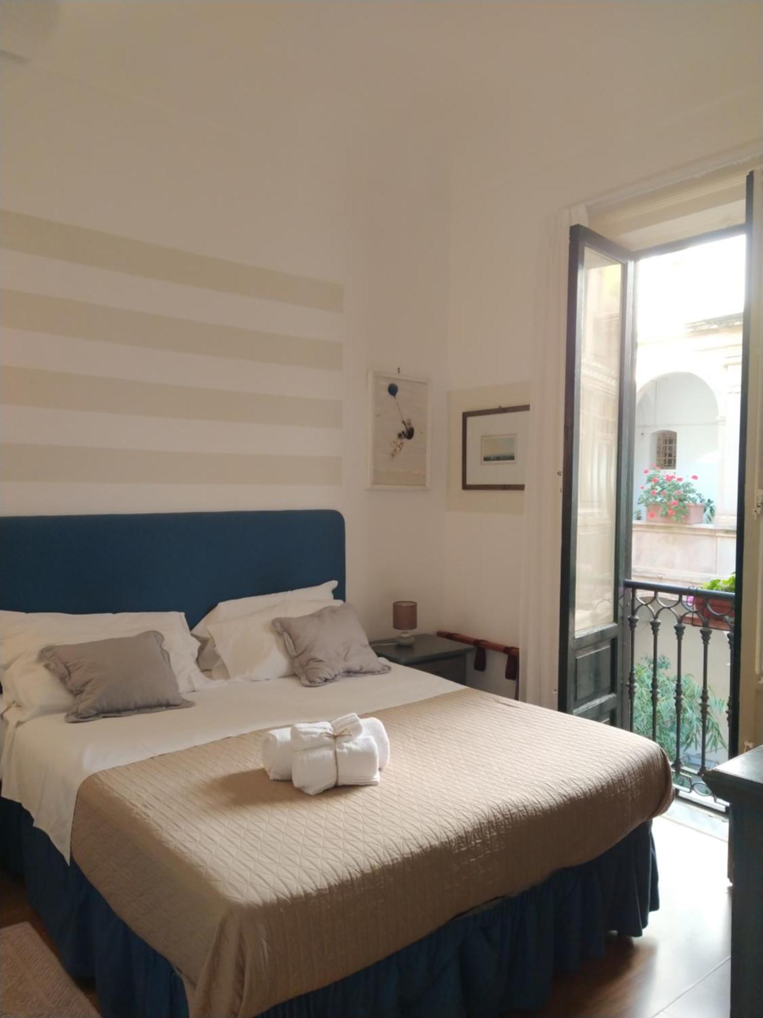Ai Lumi Bed & Breakfast ตราปานี ภายนอก รูปภาพ