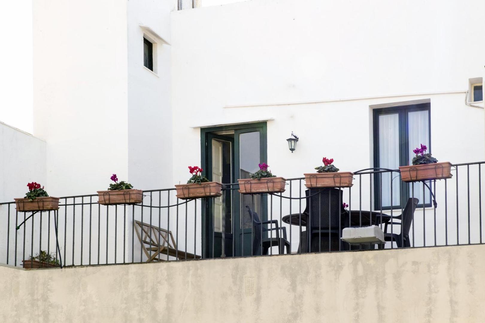 Ai Lumi Bed & Breakfast ตราปานี ภายนอก รูปภาพ