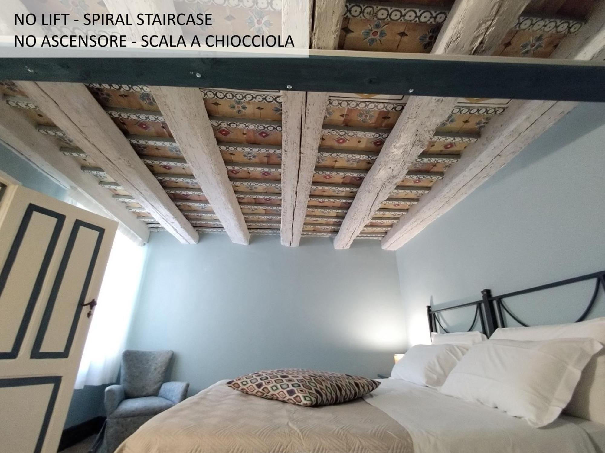 Ai Lumi Bed & Breakfast ตราปานี ภายนอก รูปภาพ