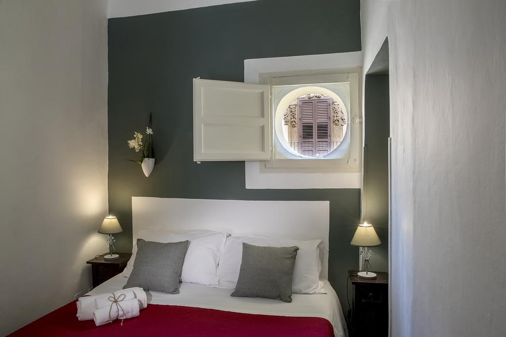 Ai Lumi Bed & Breakfast ตราปานี ภายนอก รูปภาพ