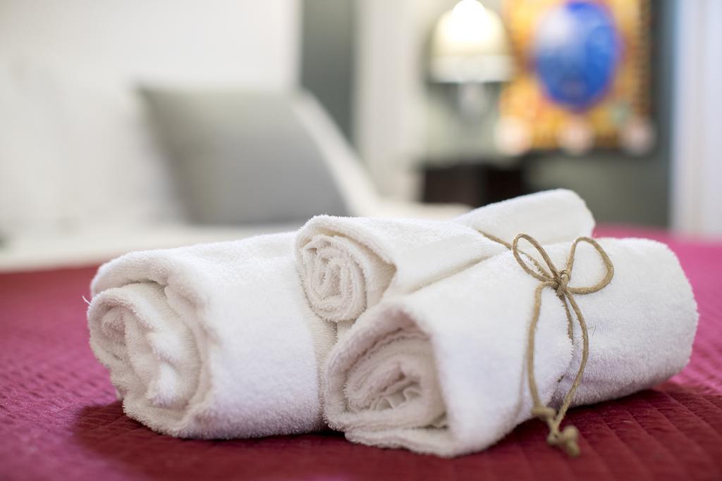 Ai Lumi Bed & Breakfast ตราปานี ภายนอก รูปภาพ