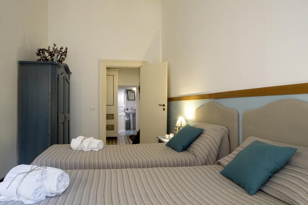 Ai Lumi Bed & Breakfast ตราปานี ภายนอก รูปภาพ